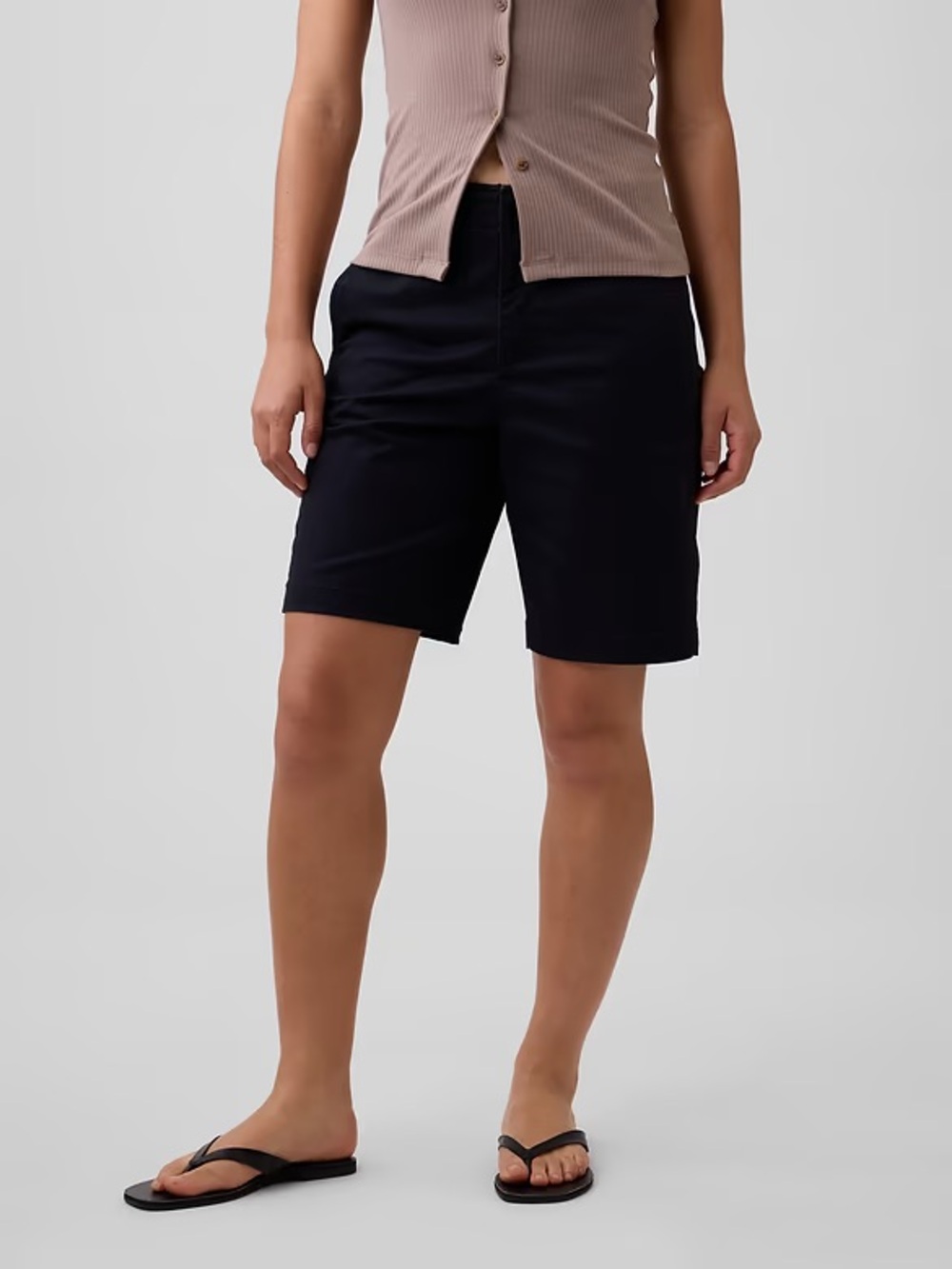 NWT Gap Bermuda Shorts 9”